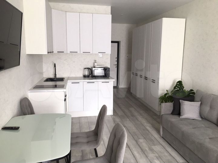 Квартира-студия, 40 м², 17/18 эт.