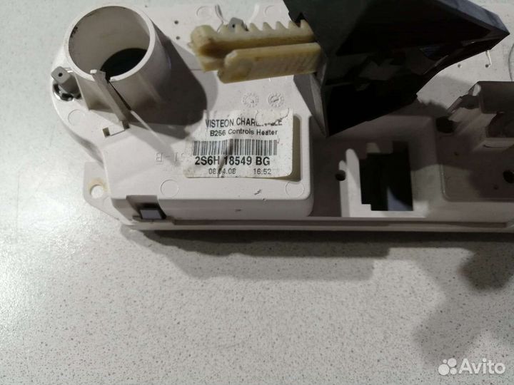 Блок управления отопителем Ford Fusion Fiesta