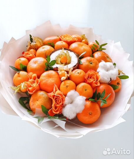 Букеты из фруктов и ягод