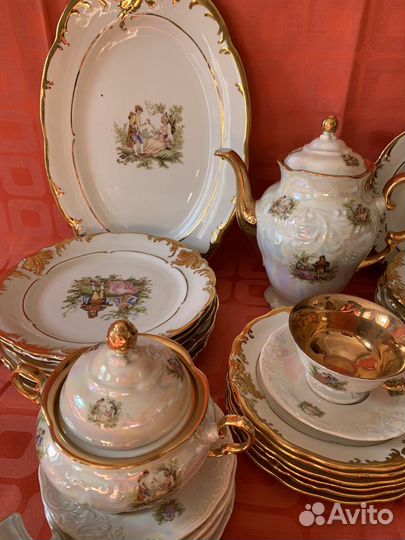 Сервиз столовый и чайный мадонна