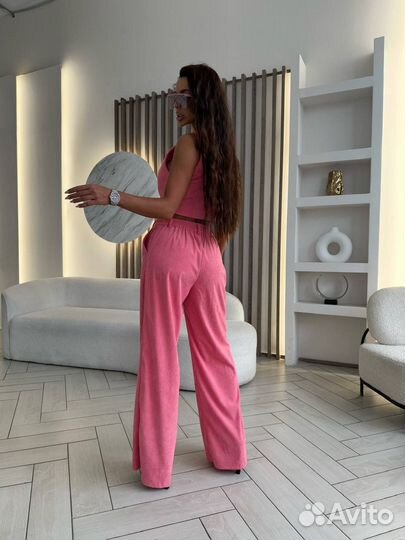 Костюм брючный тройка (хит 2025)