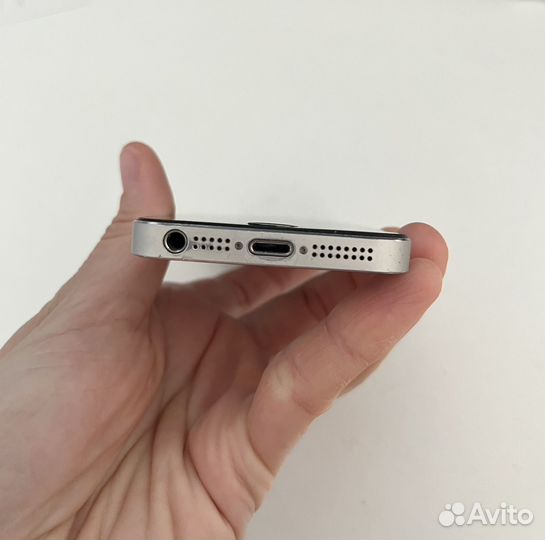 iPhone 5S, 16 ГБ