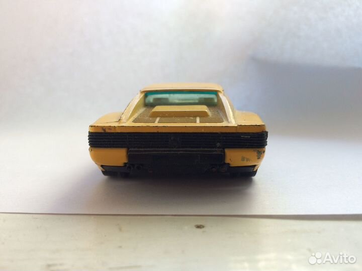 Ferrari Testarossa Bburago 1/43 (Made in Italy )