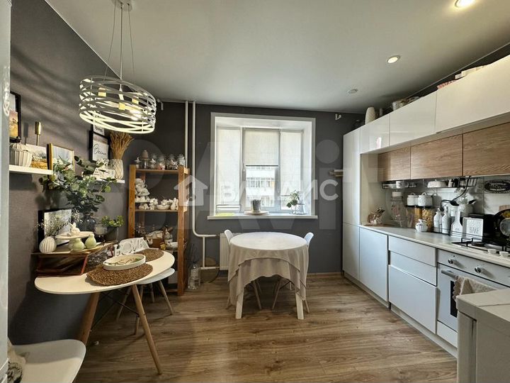 2-к. квартира, 54,3 м², 7/18 эт.