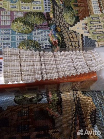 Штора рулонная бежевая Legrand новая в упаковке