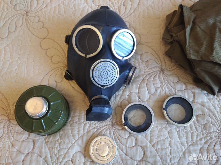 Противогаз гп 7