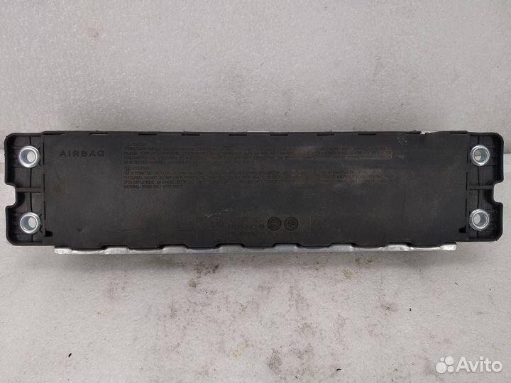 Подушка безопасности коленная водителя A2538600402