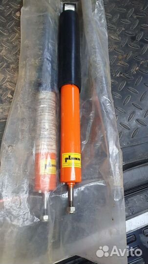 Амортизаторы на опель, пара задних