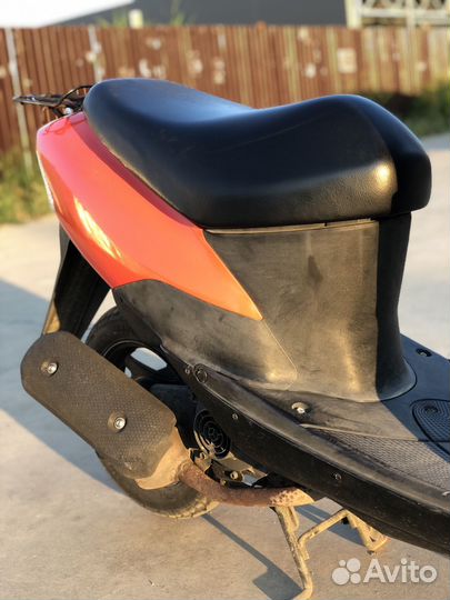 Скутер Suzuki lets 2 new Япония