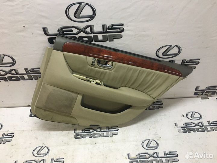 Обшивка двери задняя правая Lexus Ls430 UCF30