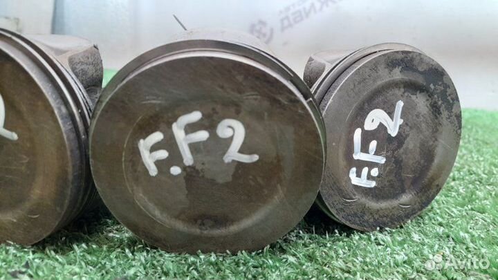 Поршень с шатуном Ford Focus 2 hwdb 1.6 2005