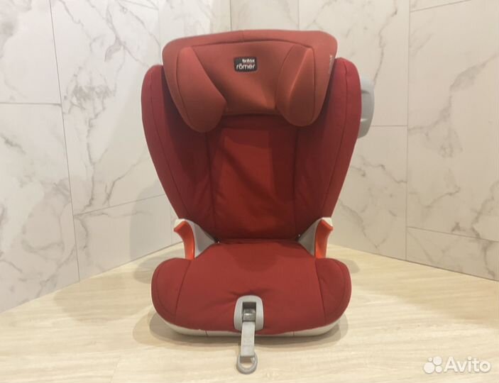 Автокресло britax romer