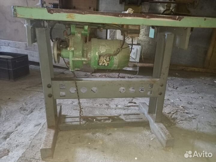 Станина от швейной машинки