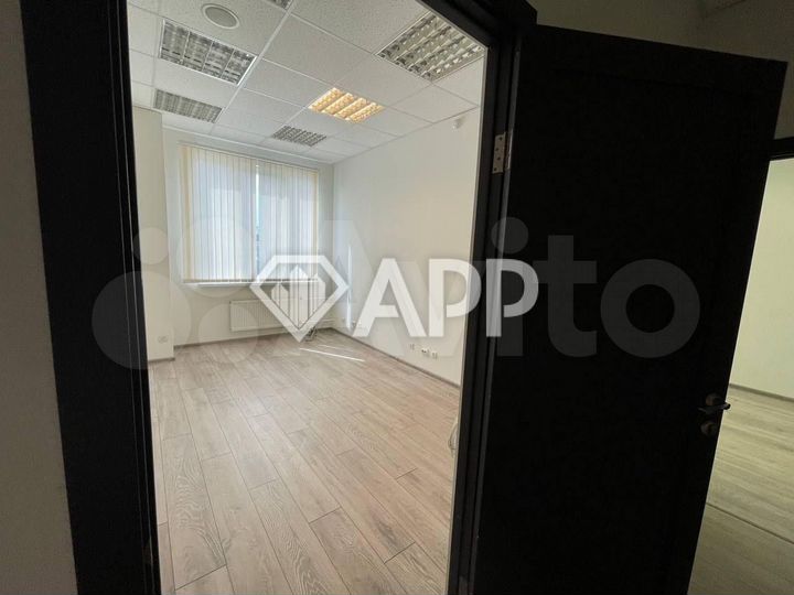 Аренда Офисного помещения 205.5 м²