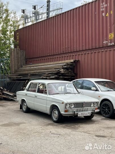 Аренда ретро автомобиля ваз 2103 1975 года