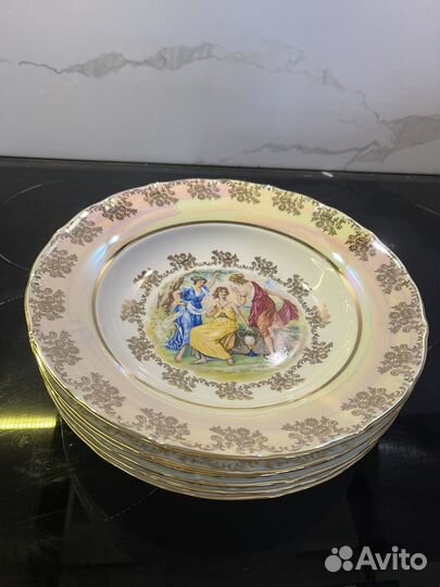 Чешские суповые тарелки мадонна