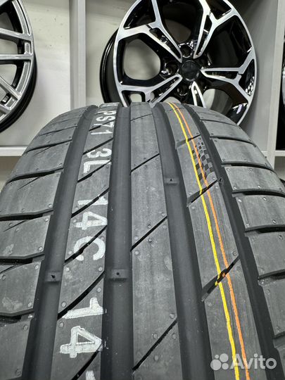 Kumho Ecsta PS71 275/45 R20 110Y