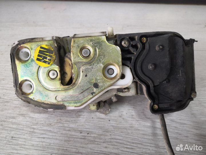 Замок двери задний левый Honda Cr-V RD1 B20B 1996