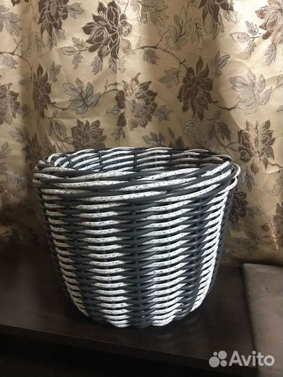 Корзина плетеная большая