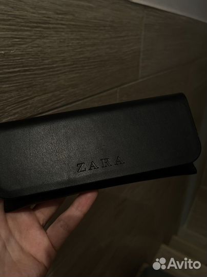 Футляры для очков Zara - 2 шт