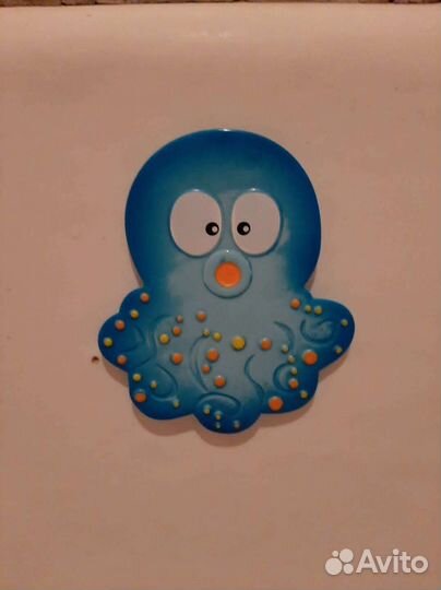 Игрушки для купания в ванной