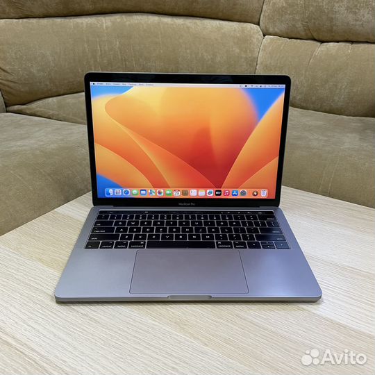 MacBook Pro 13 2017 i5/16/512 (1 цикл)
