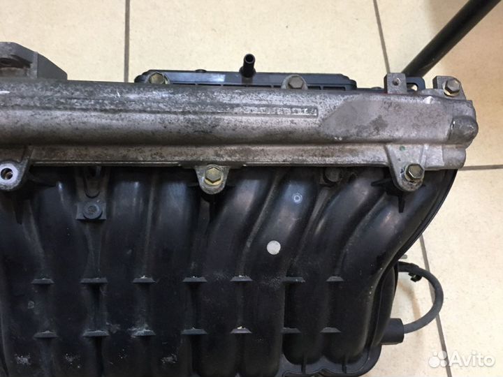 Впускной коллектор Toyota avensis 1az