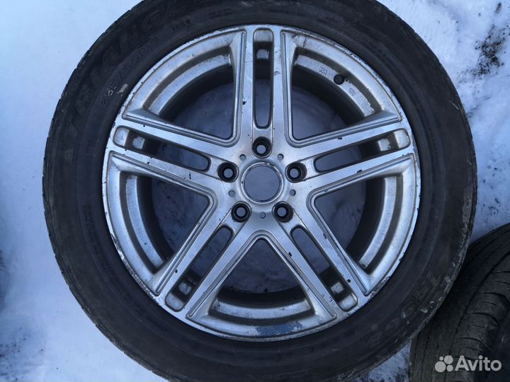 R17 7,5J ET35 DIA 70 5*114,3