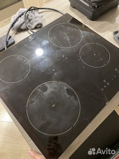 Индукционная панель Electrolux