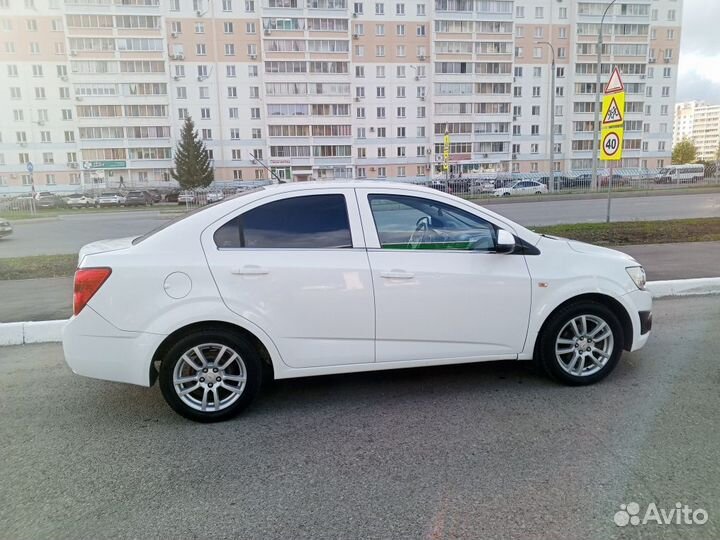 Chevrolet Aveo 1.6 AT, 2013, 207 000 км