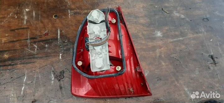 Фонарь задний правый Skoda Superb 2003 ZSB3U594509