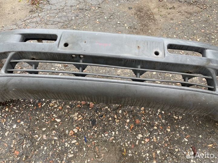 Бампер передний Mercedes Vito W638 OM 611 2001