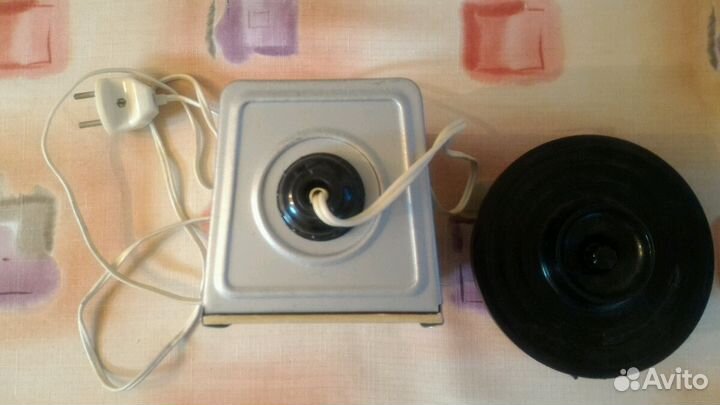 Фонарь красный