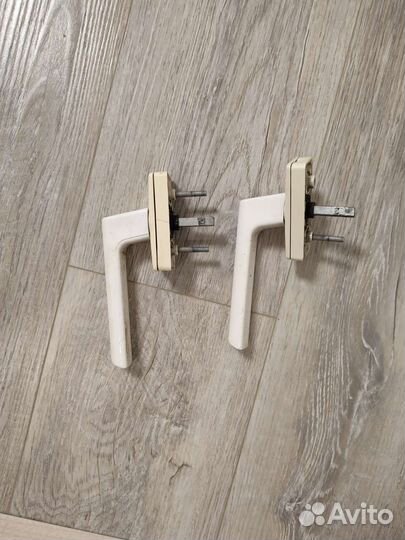 Оконная ручка бу