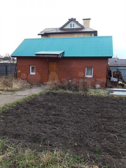 Коттедж 350 м² на участке 12 сот.