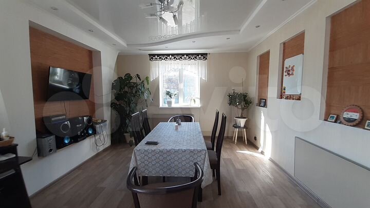 Коттедж 220 м² на участке 17 сот.