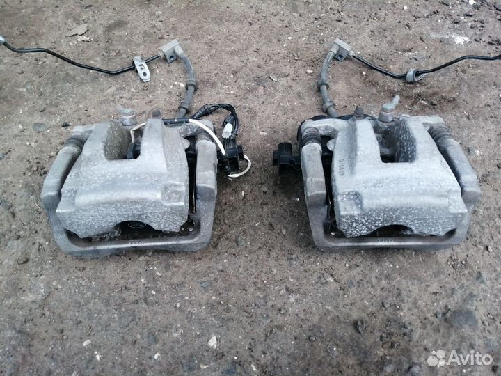 Суппорт тормозной задний Range Rover Sport 2 L494