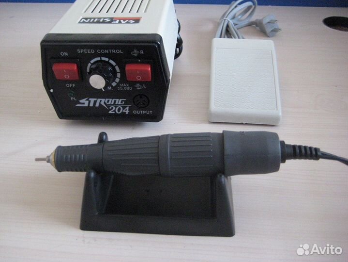 Машинка для маникюра и педикюра Strong 204/102L