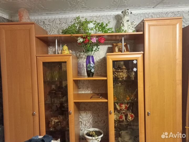 Шкаф стенка