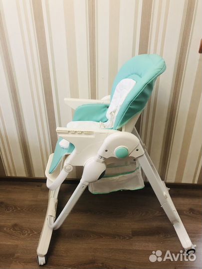 Детский стульчик для кормления