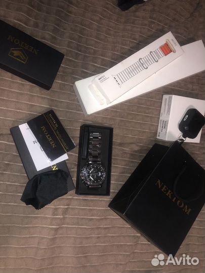 Наручные часы