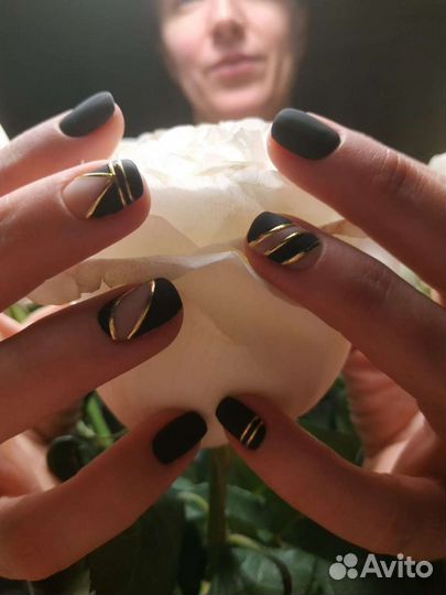 Маникюр, педикюр