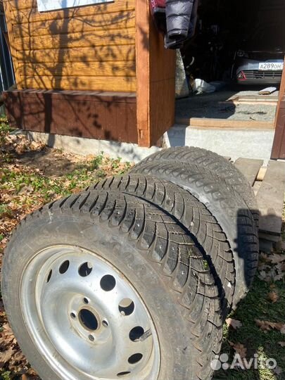 Goodyear Ultragrip Ice Arctic 185/65 R15