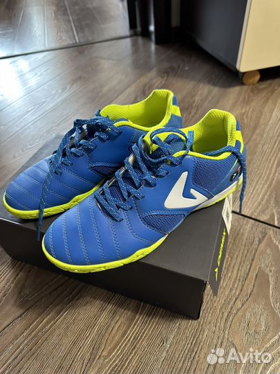 Бутсы Demix размер 40-40,5