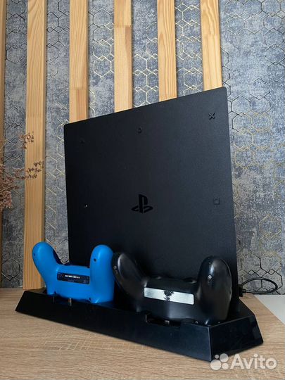 Sony PS4 pro 1tb 2rev