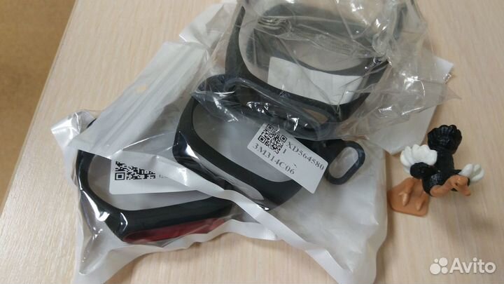 Xiaomi Mi Band 5 и 2 - ремешки