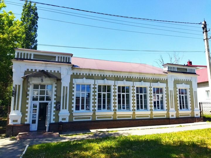 Здание, 220 м²