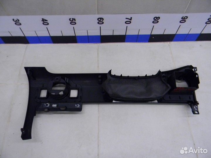 Накладка (кузов внутри) Passat B6 2005-2010