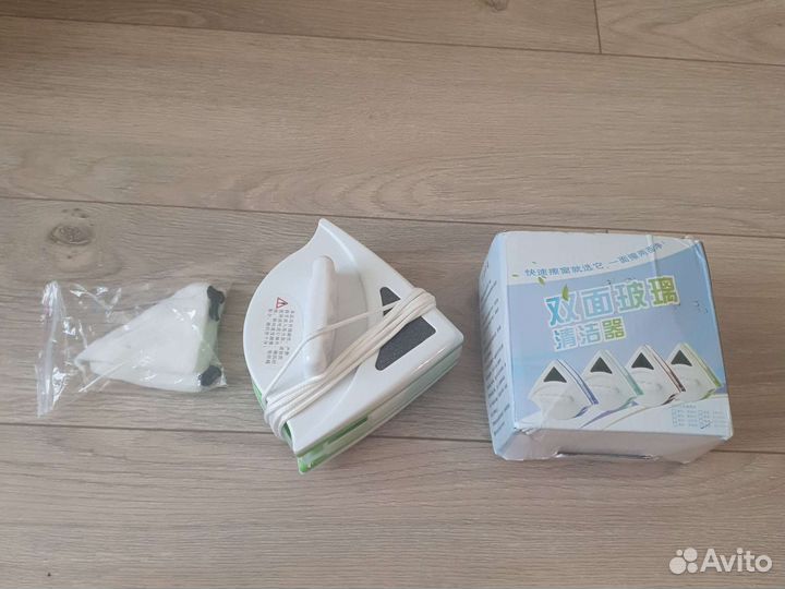 Магнитная щётка для мытья окон с двух сторон