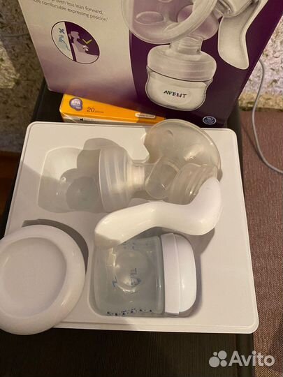 Молокоотсос Philips avent ручной с термосом